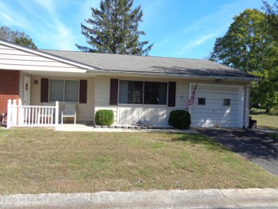 Lake Townhome/Townhouse For Sale in Whiting, New Jersey