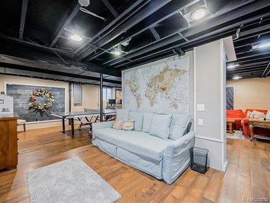 A MUST-SEE PROPERTY! Whether you're looking to call this - photo 39