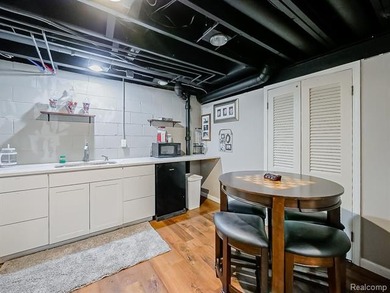 A MUST-SEE PROPERTY! Whether you're looking to call this - photo 41