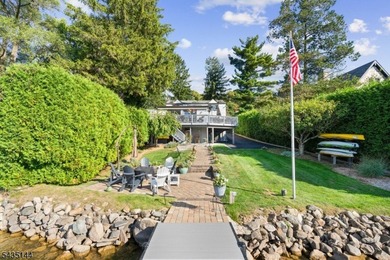 Lake Mohawk lakefront, picturesque 4-bedroom, 3-bathroom home - photo 43