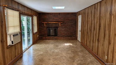 Rare opportunity to own this expansive 3,180 sq. ft. Colonial - photo 5