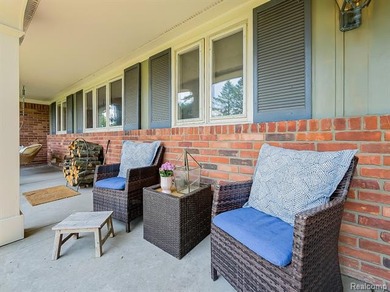 A MUST-SEE PROPERTY! Whether you're looking to call this - photo 45
