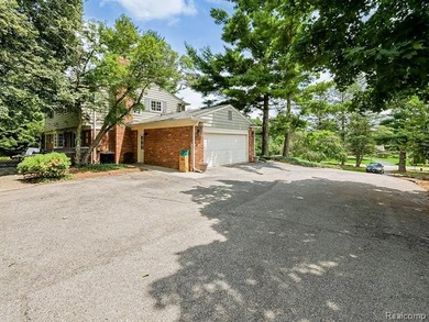 A MUST-SEE PROPERTY! Whether you're looking to call this - photo 49