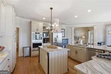Wake up to panoramic views of the 14th fairway and distant North - photo 9