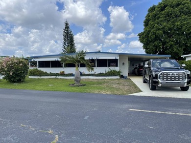 (private lake, pond, coastal) Home For Sale in Boynton Beach Florida