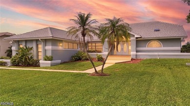 Experience the ultimate Southwest Florida waterfront lifestyle - photo 1