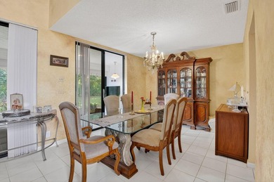 A Garden Lover's Dream Villa! Surrounded by scenic garden views - photo 11