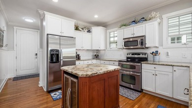 Welcome to lake life in Heron Bay on Buckeye Lake. Set along the - photo 15