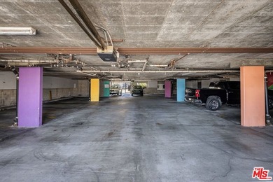 Welcome to this bright and inviting 2-bedroom, 1-bath end-unit - photo 16