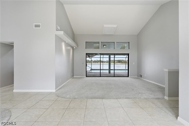 Experience the ultimate Southwest Florida waterfront lifestyle - photo 6