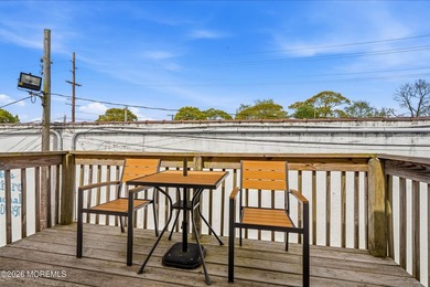 Rare mixed-use investment opportunity in the highly desirable - photo 20