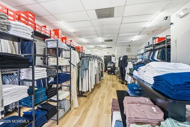 Rare mixed-use investment opportunity in the highly desirable - photo 22