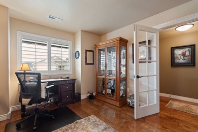 Located in East Layton, this highly sought-after patio home - photo 23