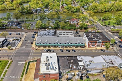 Rare mixed-use investment opportunity in the highly desirable - photo 28