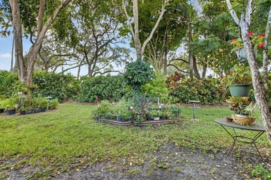 A Garden Lover's Dream Villa! Surrounded by scenic garden views - photo 33