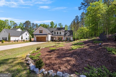 This beautifully maintained Craftsman-style home offers the best - photo 2