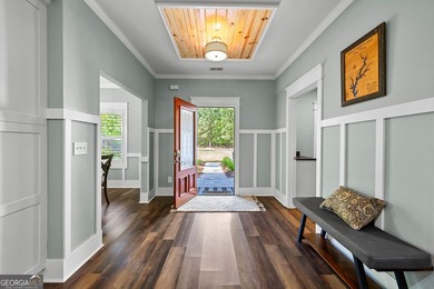 This beautifully maintained Craftsman-style home offers the best - photo 9