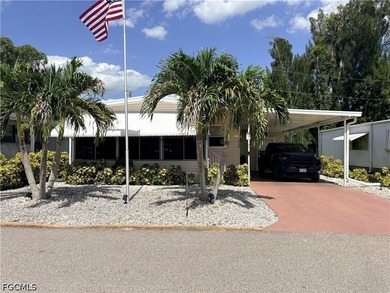 2-bedroom, 2-bath manufactured home in the desirable 55+ - photo 1