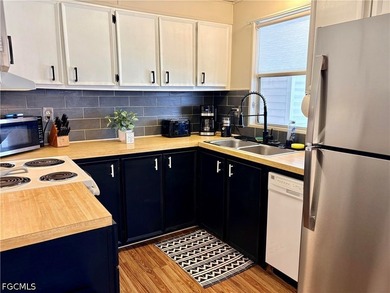 2-bedroom, 2-bath manufactured home in the desirable 55+ - photo 8