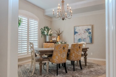 This spectacular brick home has style & comfort! Granite - photo 4