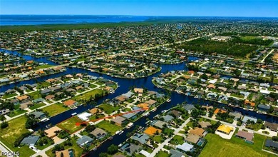 Oversized Gulf Access Waterfront Lot - Build Your Florida Dream - photo 3