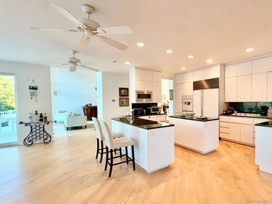 This contemporary home offers approximately 4890 square feet of - photo 15
