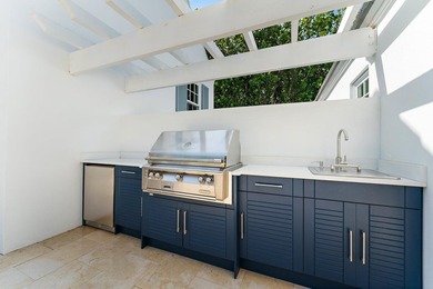 Set on nearly an acre with 100 feet of direct ocean frontage - photo 15