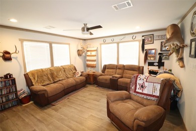 Turn-key Equine training facility. Currently used as a cutting - photo 20
