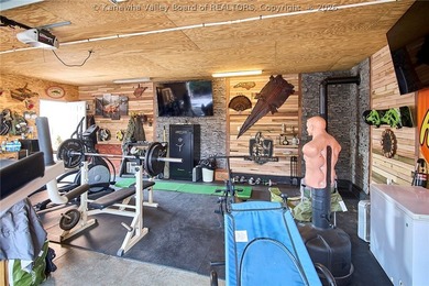 Welcome to your slice of gorgeous river living! This home is - photo 27