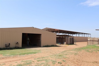 Turn-key Equine training facility. Currently used as a cutting - photo 32