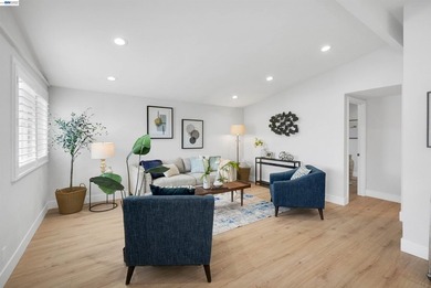 278430 Miami Ave is a Mid Century Modern masterpiece originally - photo 3