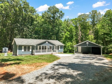 Welcome home to Merifield Acres ! This immaculate 3 Bedroom, 2 - photo 2