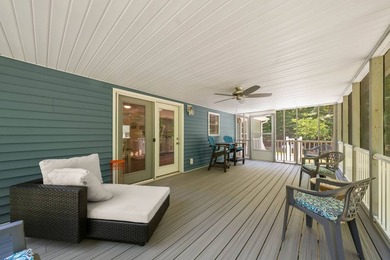 Welcome home to Merifield Acres ! This immaculate 3 Bedroom, 2 - photo 4