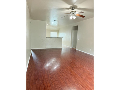 Charming 4-bedroom, 2-bath home located in the desirable - photo 4
