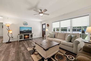 Welcome home to Merifield Acres ! This immaculate 3 Bedroom, 2 - photo 6