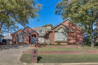 (private lake, pond, coastal) Home For Sale in Arlington Texas