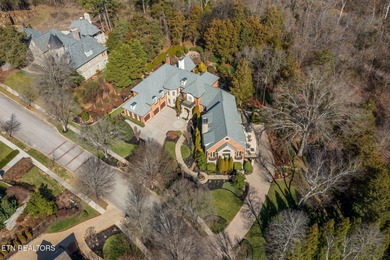 Fort Loudoun Lake Home For Sale in Farragut Tennessee