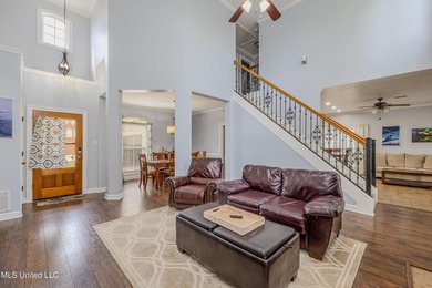 Located in a peaceful cove just minutes from Silo Square! A - photo 4