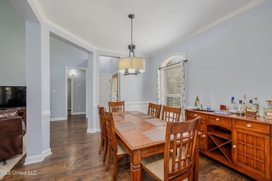 Located in a peaceful cove just minutes from Silo Square! A - photo 6