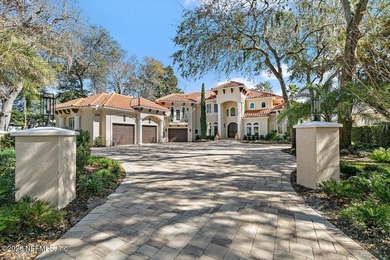 STUNNING NAVIGABLE WATERFRONT ESTATE w/ PRIVATE DOCK. NEW PAVERS - photo 6