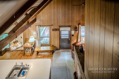 Very nice classic A-frame home (Volkshaus C model) with addition - photo 27