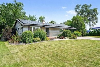 Experience the best of waterfront living in this beautifully - photo 4