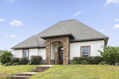 Ross Barnett Reservoir Home Sale Pending in Brandon Mississippi