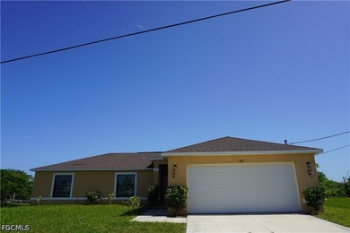 Water front view 3 bedroom 2 bath 2 car garage home - photo 1