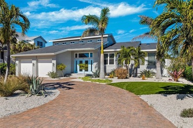 Under contract-accepting backup offers. Beautiful Tierra Verde - photo 1
