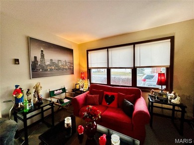 Beautiful 20-Unit All-Brick Apartment Complex Overlooking