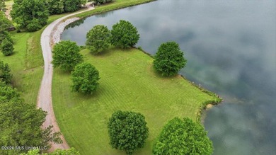 Welcome to Sanctuary, a beautiful, gated community on a serene - photo 14