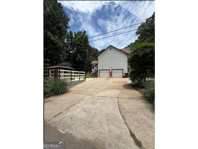 Don't miss the opportunity to own this beautiful raised ranch - photo 16