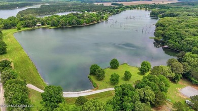 Welcome to Sanctuary, a beautiful, gated community on a serene - photo 20