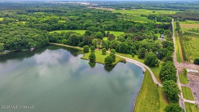 Welcome to Sanctuary, a beautiful, gated community on a serene - photo 23
